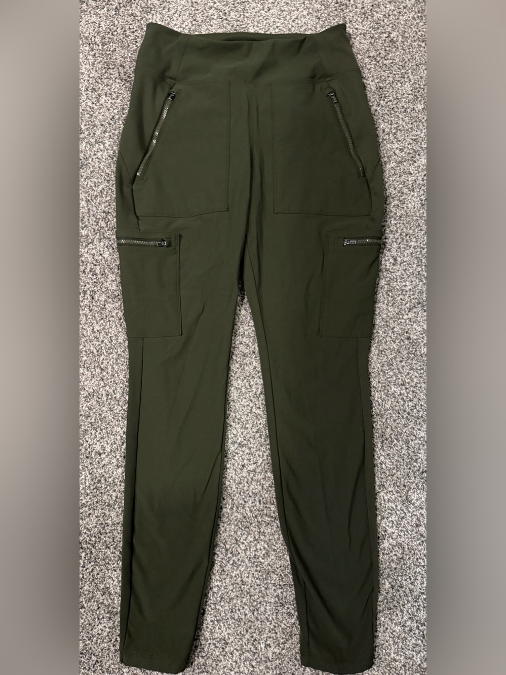 Athleta olive green cargo pants size 4